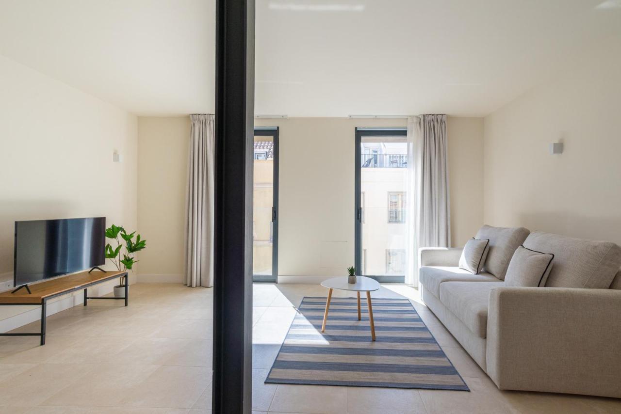 Urbe10 Carreteria Big Terrace Suite Malaga Luaran gambar